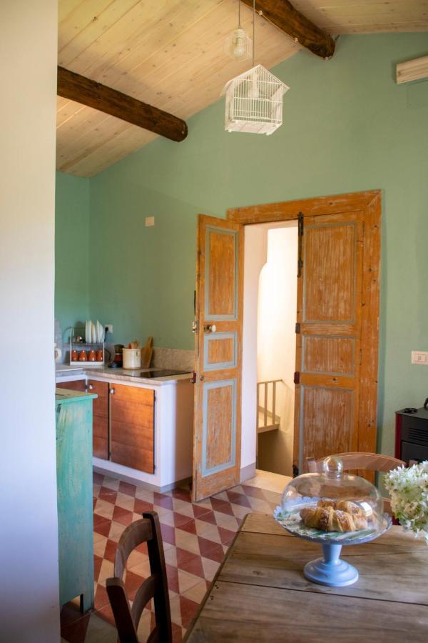 Palazzo Del Diplomatico Villa Belmonte Calabro Bagian luar foto