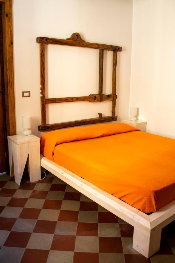 Palazzo Del Diplomatico Villa Belmonte Calabro Bagian luar foto