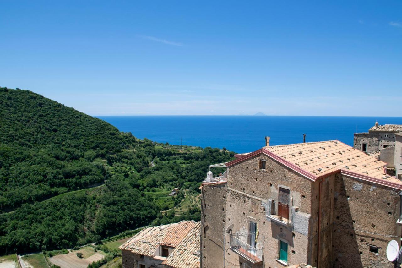 Palazzo Del Diplomatico Villa Belmonte Calabro Bagian luar foto