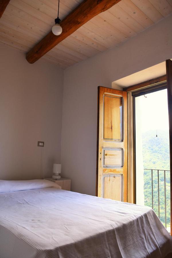 Palazzo Del Diplomatico Villa Belmonte Calabro Bagian luar foto
