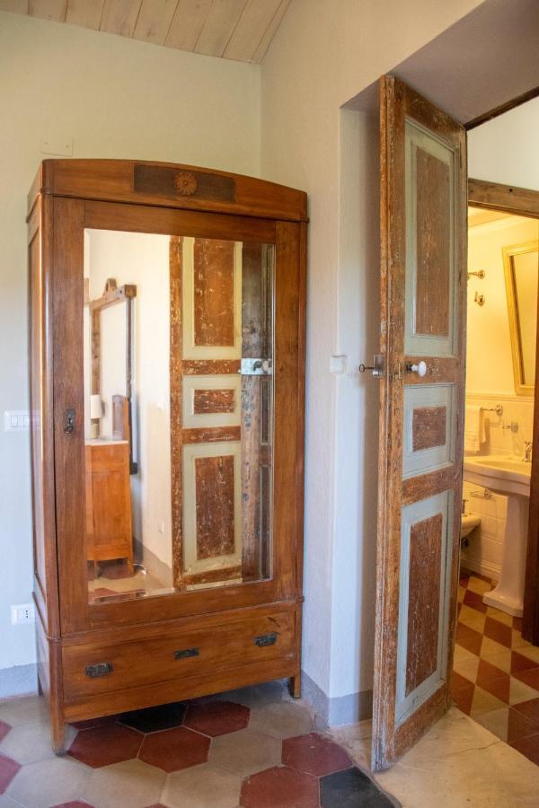 Palazzo Del Diplomatico Villa Belmonte Calabro Bagian luar foto